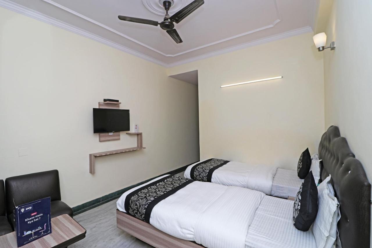 Oyo Hotel Silver Shine Near Gurudwara Shri Bangla Sahib Νέο Δελχί Εξωτερικό φωτογραφία